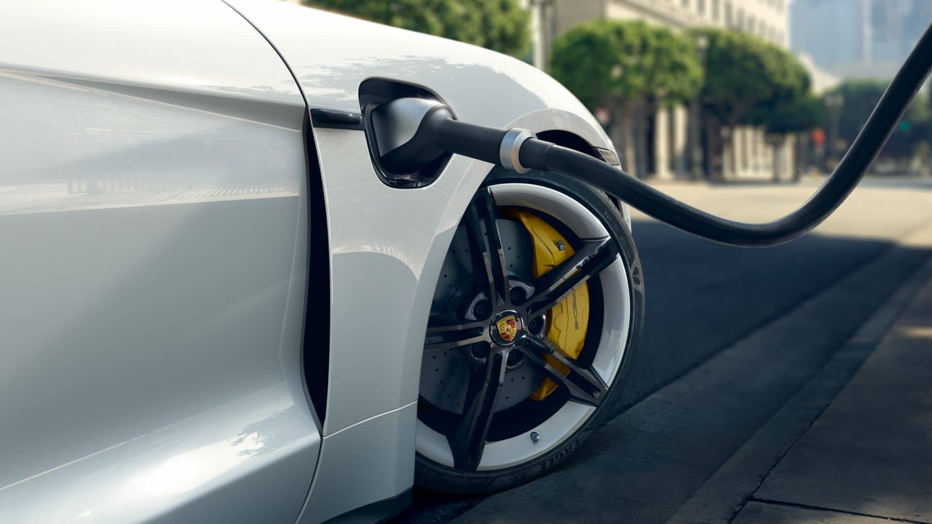Laden Porsche