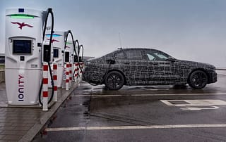 Das Laden auf der Langstrecke ist natürlich für einen elektrischen 5er von großer Bedeutung.