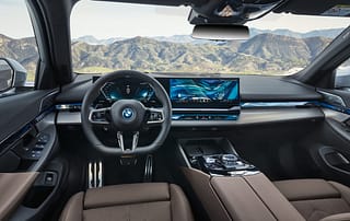 Erstmals kann bei BMW der Innenraum vegan bestellt werden.