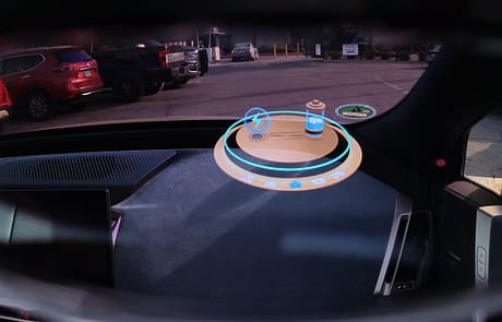 Grafisch und einfach verständlich werden Funktion über die AR Brille ausgewählt.